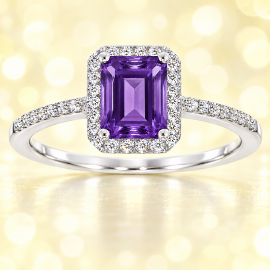 Amethyst ring with a 7×5 mm emerald cut, with moissanite in white gold-plated 925 silver. Elegant and timeless for daily wear. Available now at BSI Jewelry.