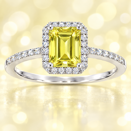 Lemon quartz ring with a 7×5 mm emerald cut, with moissanite in white gold-plated 925 silver. Elegant and timeless for daily wear. Available now at BSI Jewelry.