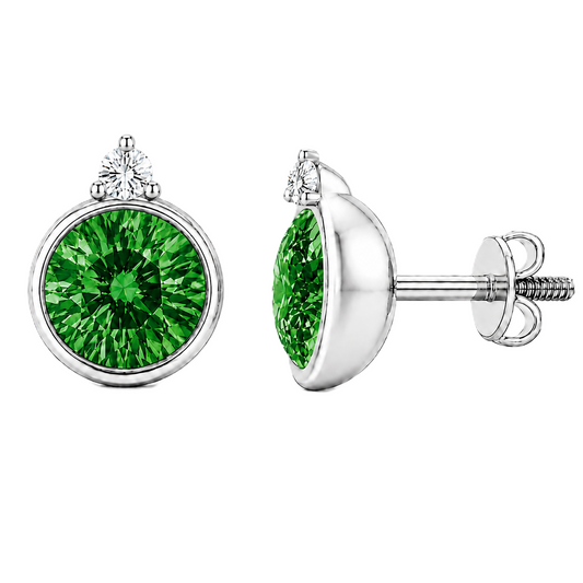 Green sapphire stud earrings, 5 mm round, crafted in white gold-plated 925 silver. Elegant and hypoallergenic. Available now at BSI Jewelry.